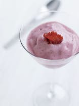 Jordbær-dessert - Opskrift på icy jordbær-smoothie - Sæson