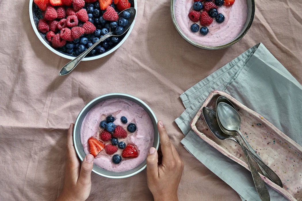 Sommer-yoghurt – Skøn frugtyoghurt sommerbær |